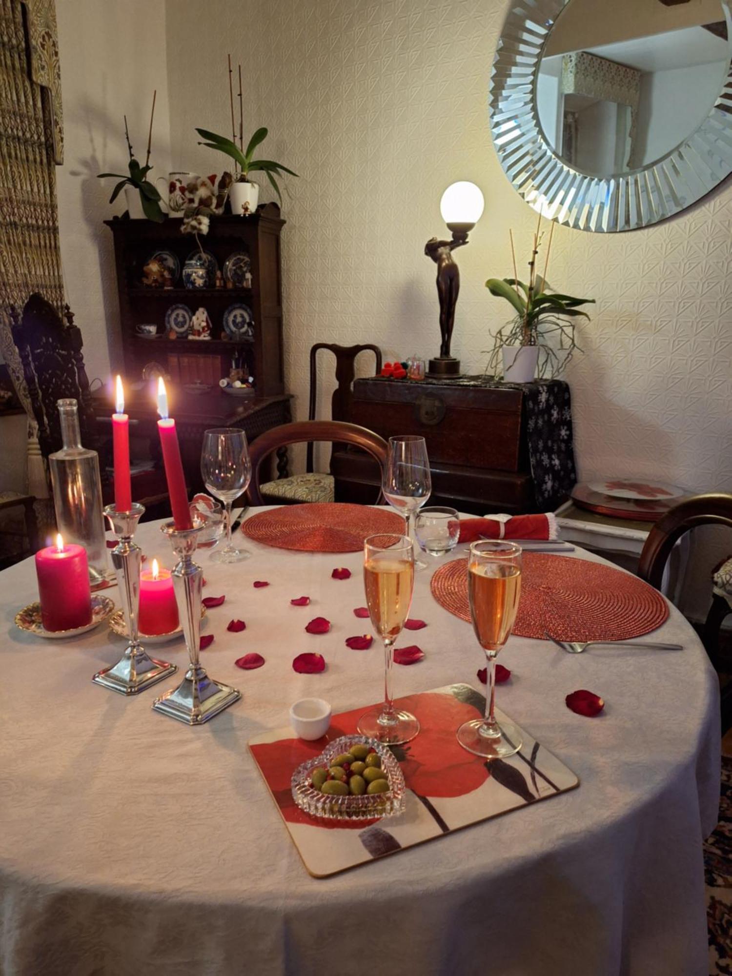 Maison Du Coquelicot Tourouzelle Kamer foto